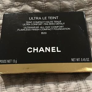 Chanel powder